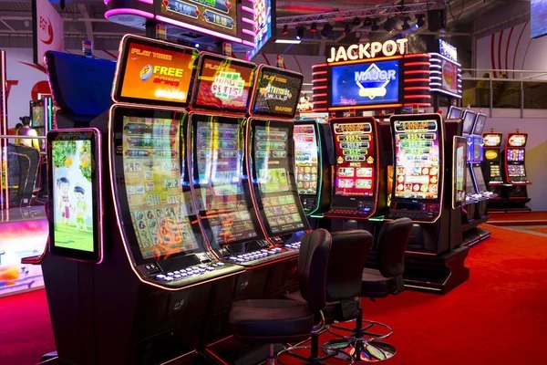 sportlive payment methods display: DANA, OVO, QRIS, BCA, Mandiri, BRI icons